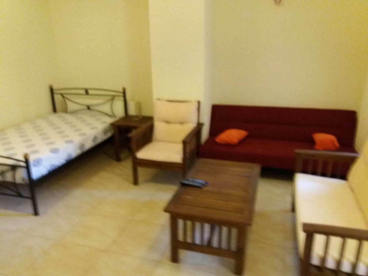 Georgios Apartments Sotirítsa Eksteriør billede